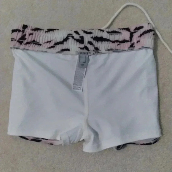 Forever 21 lined running shorts X-small NWOT - Picture 5 of 6